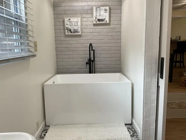a bathroom with a bathtub