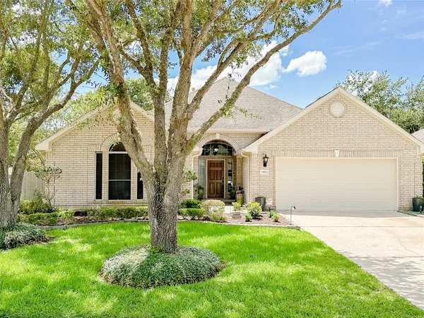 $2,500 | 11922 Hueco Tanks Drive, Sugar Land, TX 77498