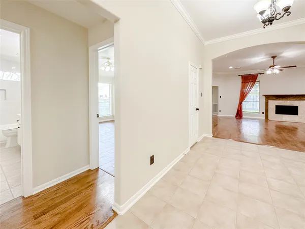 $2,500 | 11922 Hueco Tanks Drive, Sugar Land, TX 77498
