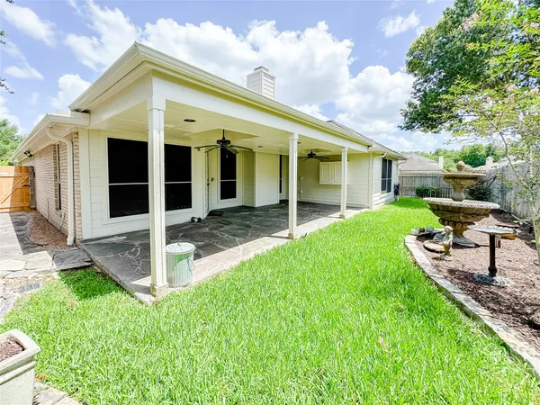 $2,500 | 11922 Hueco Tanks Drive, Sugar Land, TX 77498