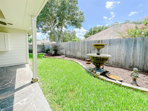 $2,500 | 11922 Hueco Tanks Drive, Sugar Land, TX 77498