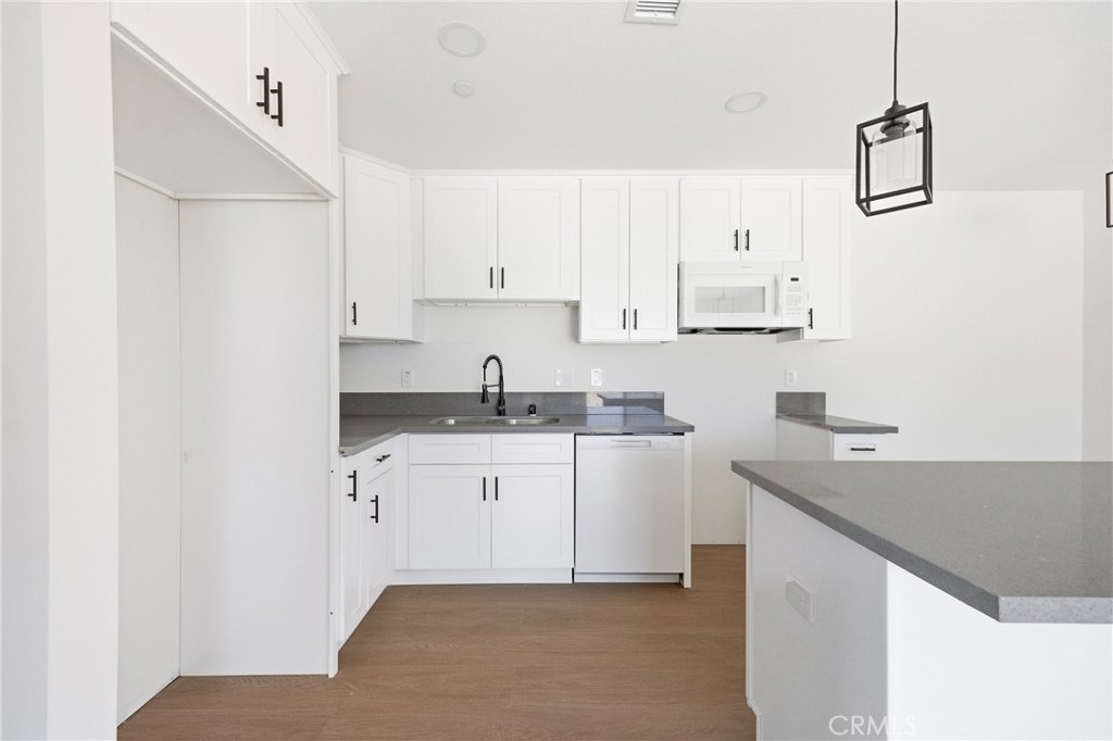 9237 South Loop Boulevard California City, CA 93505 - Photo 15 of 37