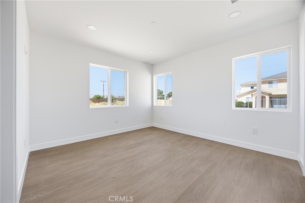 9237 South Loop Boulevard California City, CA 93505 - Photo 20 of 37
