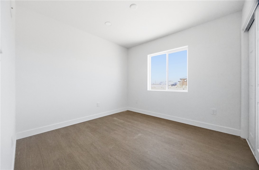 9237 South Loop Boulevard California City, CA 93505 - Photo 22 of 37