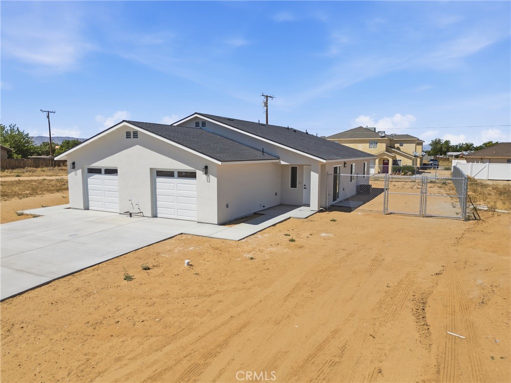 9237 South Loop Boulevard California City, CA 93505 - Photo 3 of 37