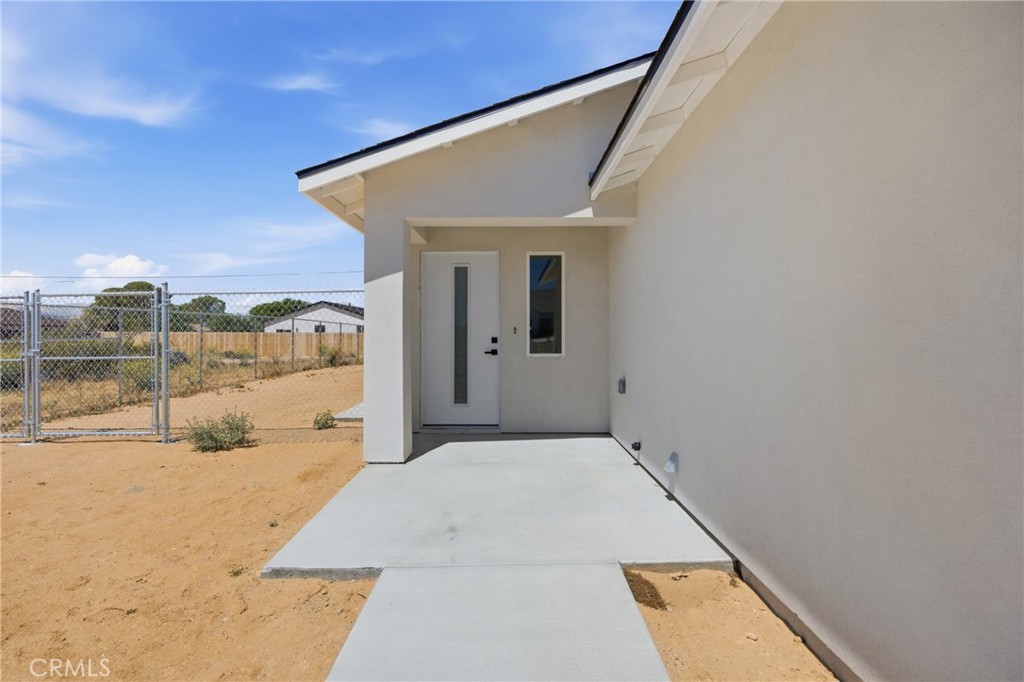 9237 South Loop Boulevard California City, CA 93505 - Photo 7 of 37