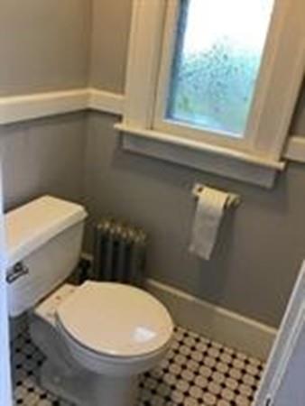 16 Fenimore Boulevard Springfield, MA 01108 - Photo 8 of 28