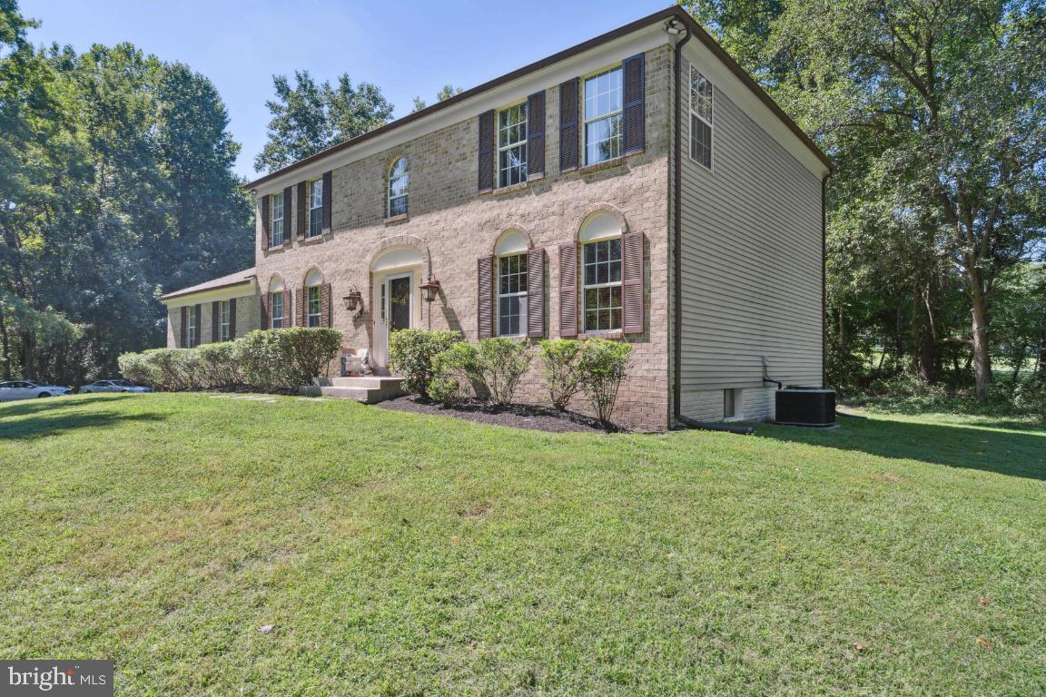 2406 Bermondsey Drive Bowie, MD 20721 - Photo 3 of 41