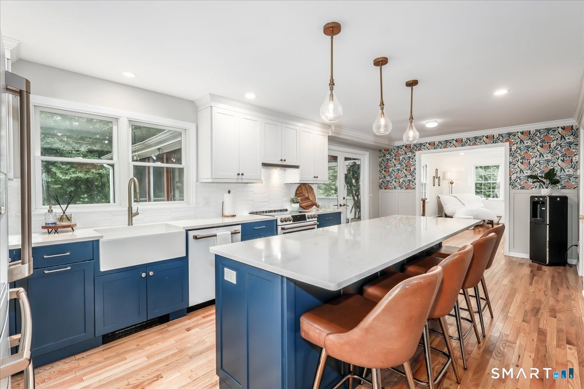 139 Seth Low Mountain Road Ridgefield, CT 06877 - Photo 6 of 40