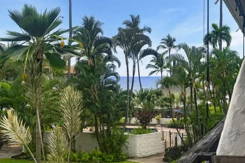 $475,000 | 75-6082 Alii Drive, Unit B221, Kailua-Kona, HI 96740