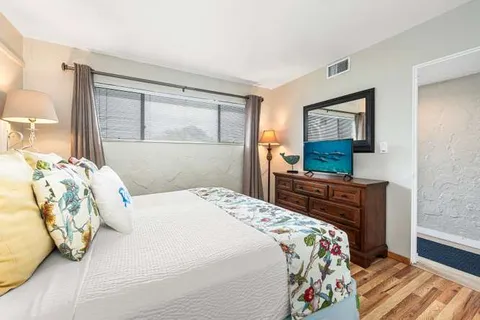 $475,000 | 75-6082 Alii Drive, Unit B221, Kailua-Kona, HI 96740