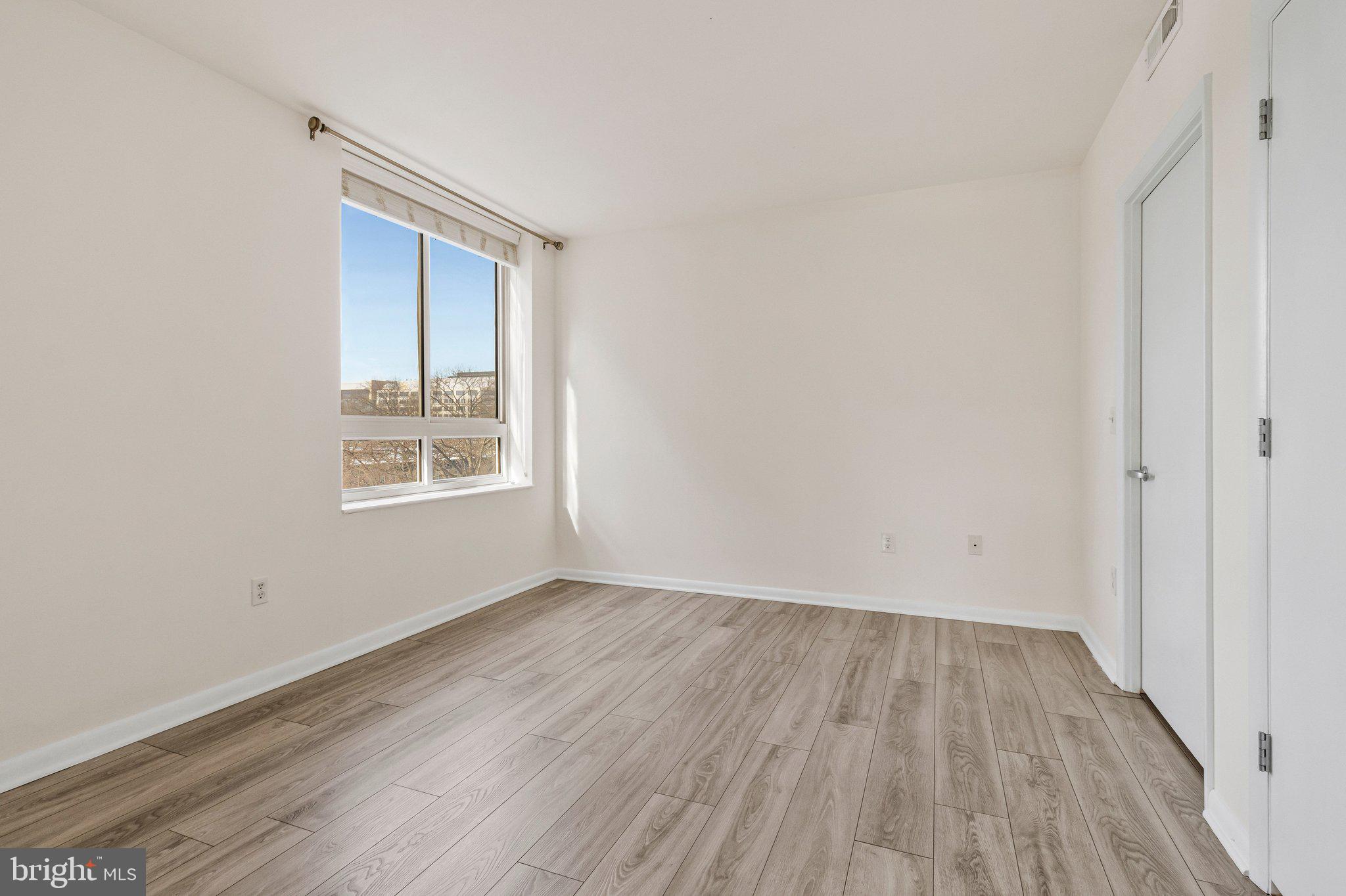 350 G Street Southwest, Unit N501 Washington, DC 20024 - Photo 21 of 28