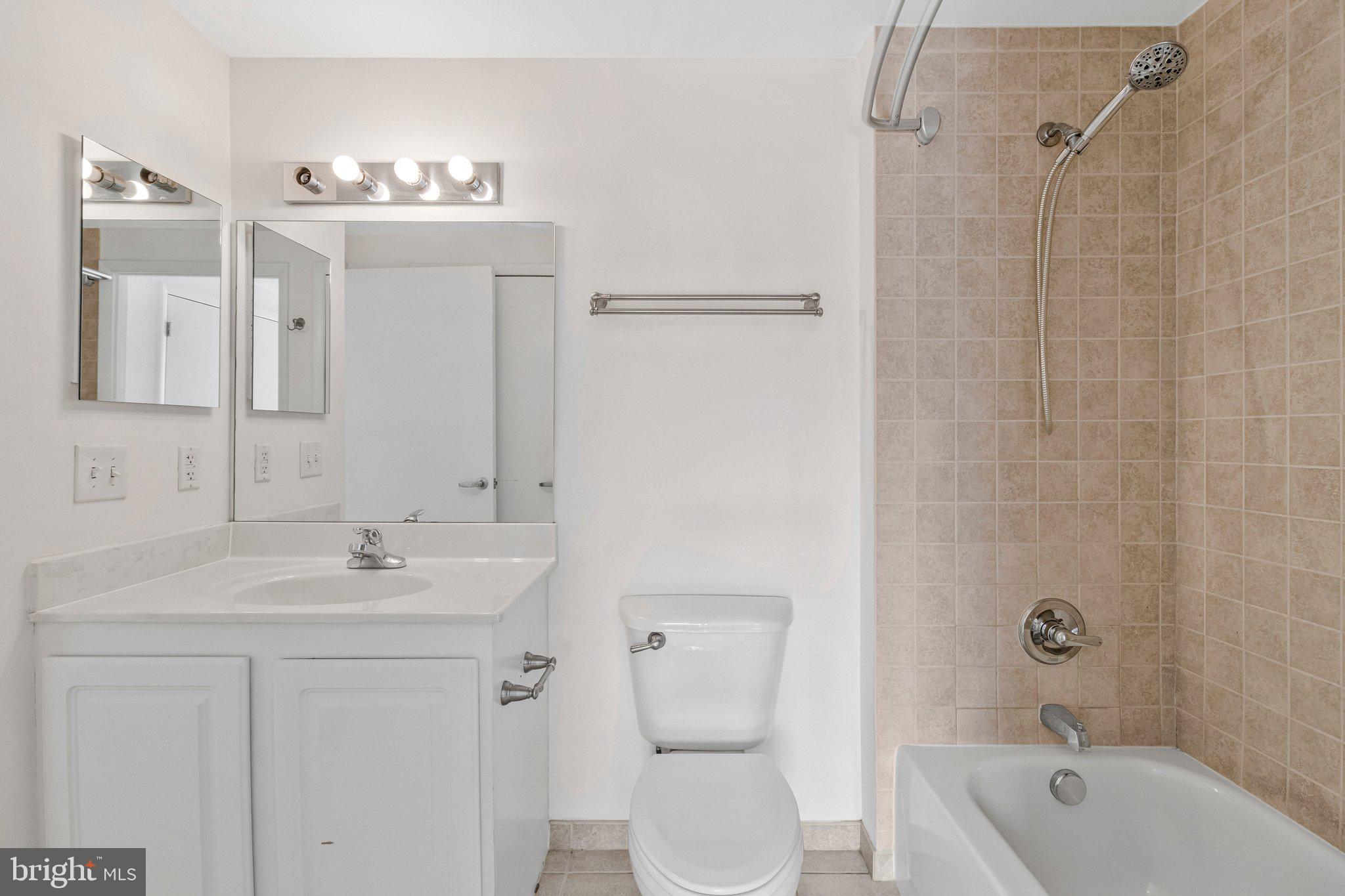 350 G Street Southwest, Unit N501 Washington, DC 20024 - Photo 22 of 42