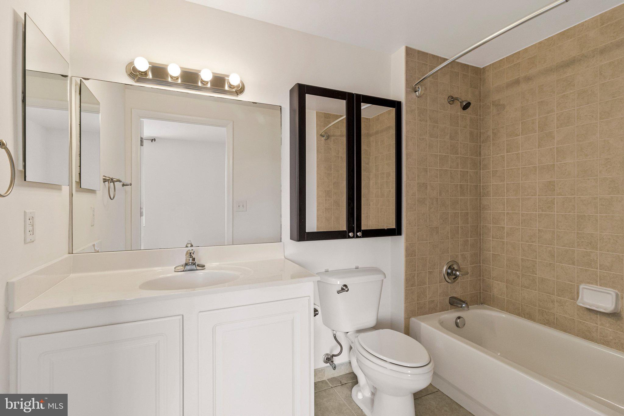 350 G Street Southwest, Unit N501 Washington, DC 20024 - Photo 29 of 42