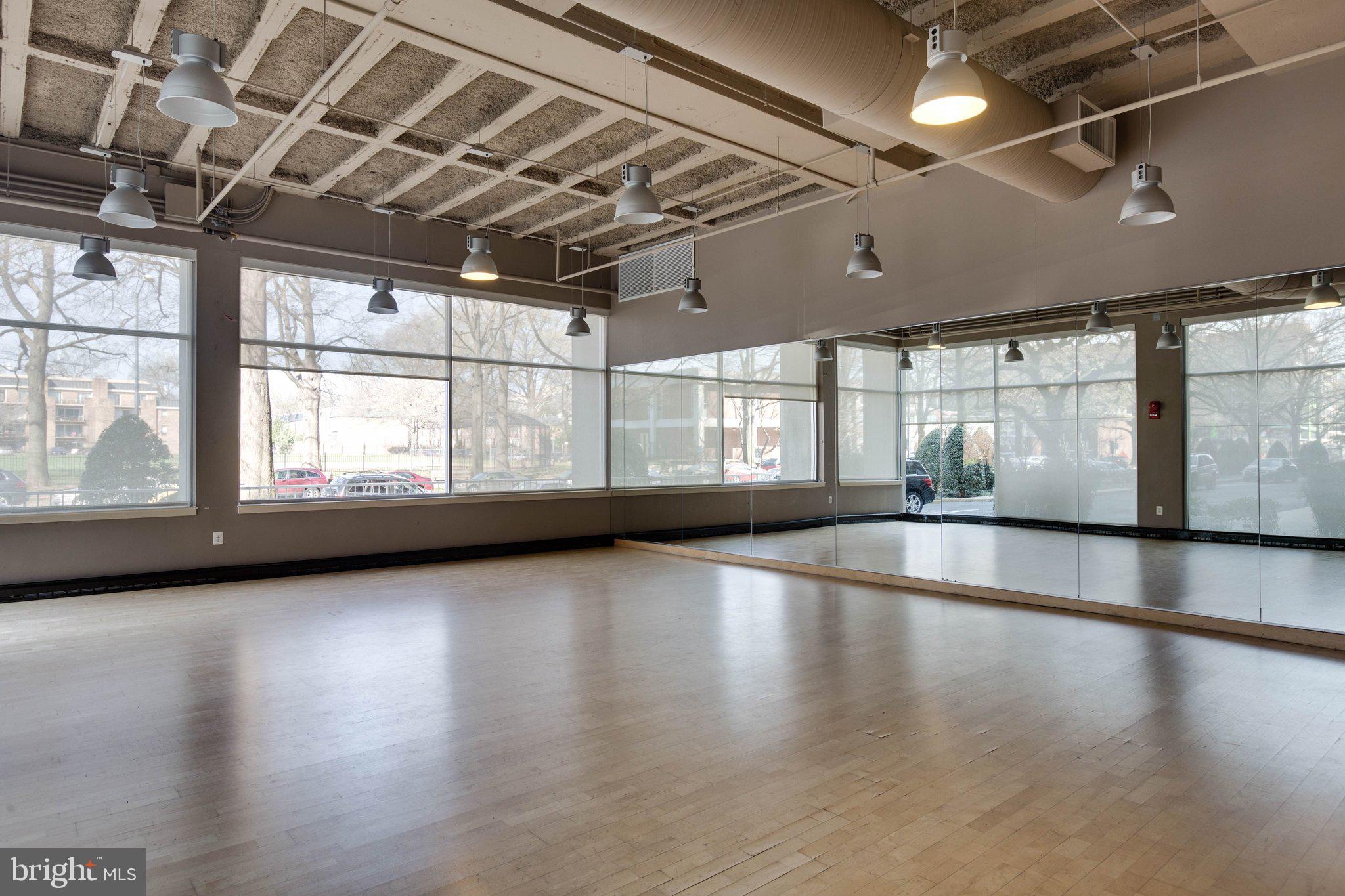 350 G Street Southwest, Unit N501 Washington, DC 20024 - Photo 40 of 42