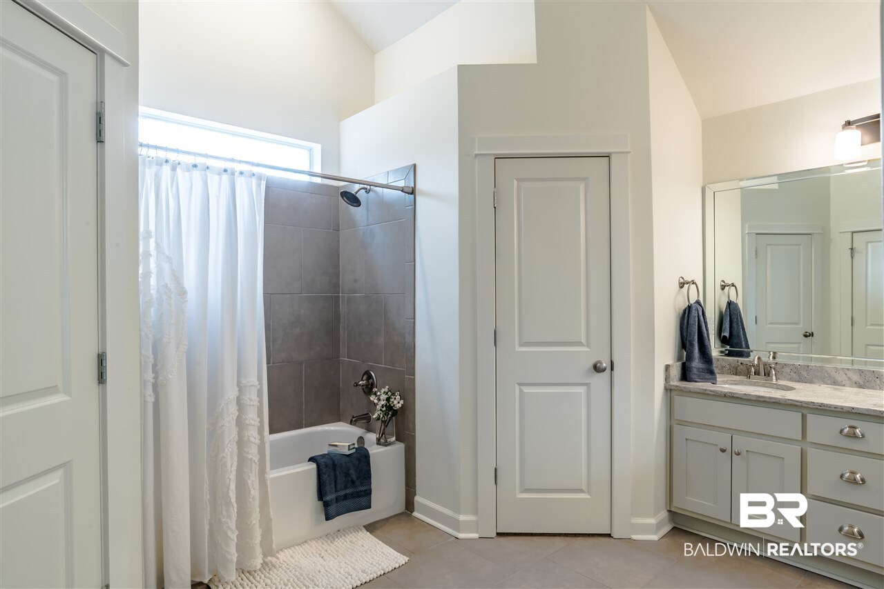 1067 McNeil Avenue Mobile, AL 36609 - Photo 18 of 24