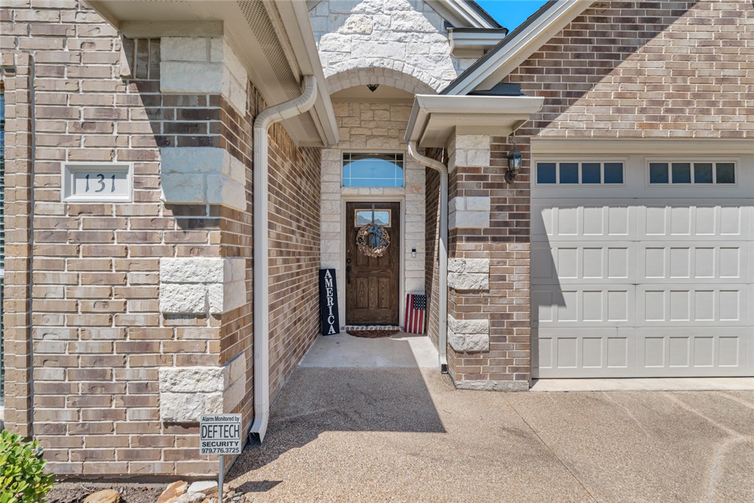 131 Roucourt Loop College Station, TX 77845 - Photo 3 of 21