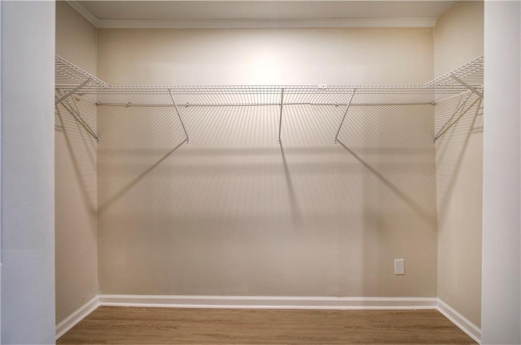 415 East 10th Street Rome, GA 30161 - Photo 26 of 42 a view of an empty walk in closet
