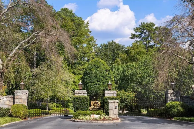 $2,950,000 | 1065 Stonegate Court, Roswell, GA 30075