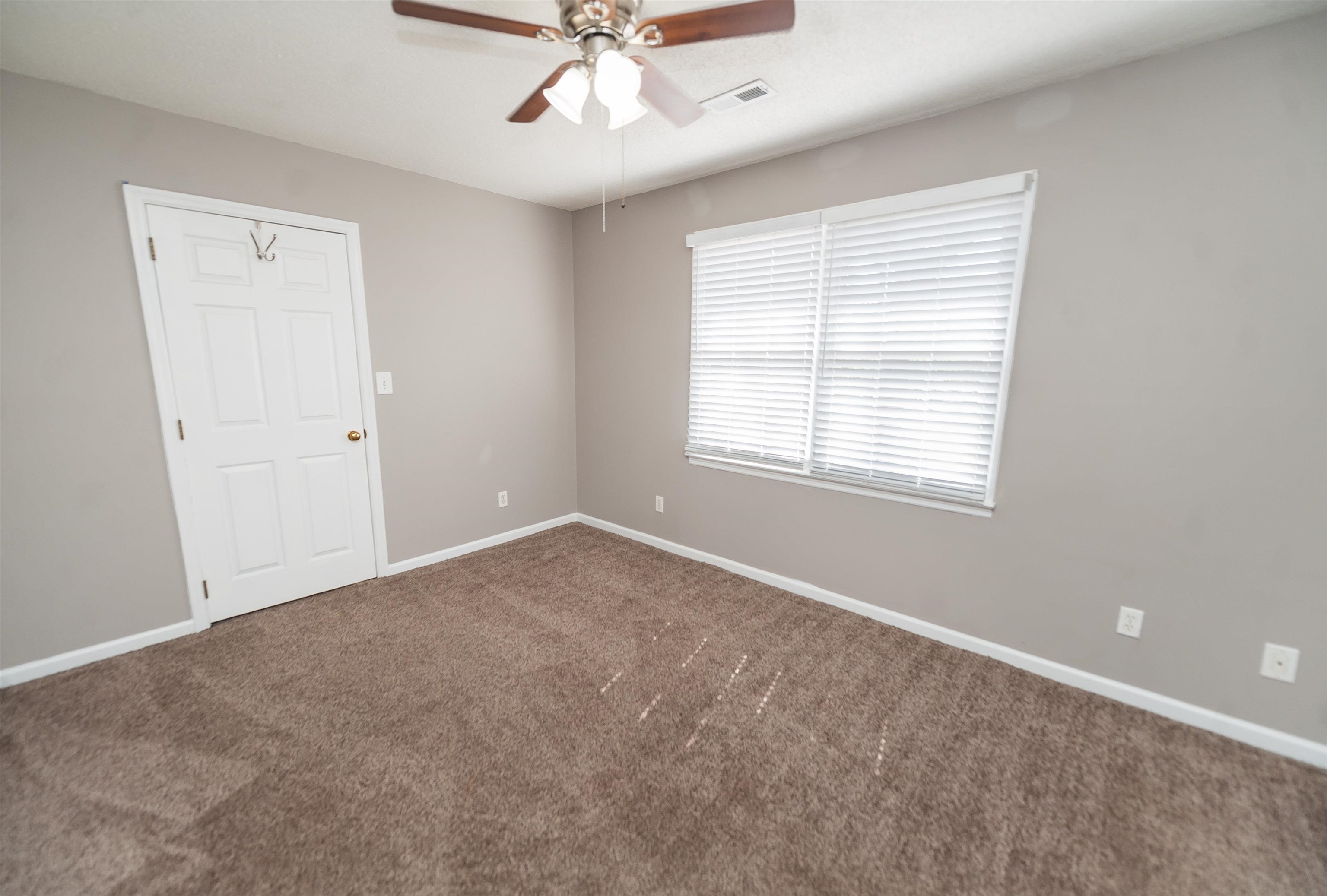 559 Burns Road Spartanburg, SC 29307 - Photo 16 of 29