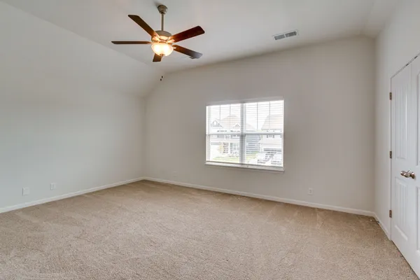 $3,000 | 5020 Bridgemore Boulevard, Murfreesboro, TN 37129