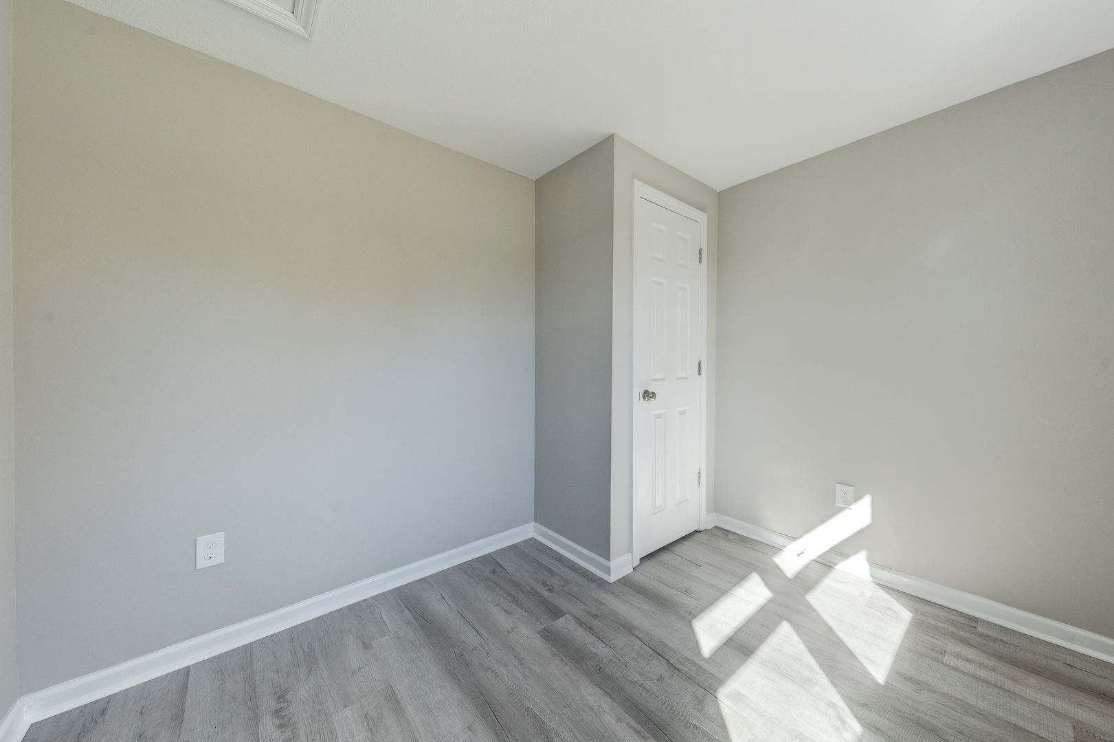 62 Rice Road East Windsor, CT 06016 - Photo 8 of 18 a view of an empty room and wooden floor