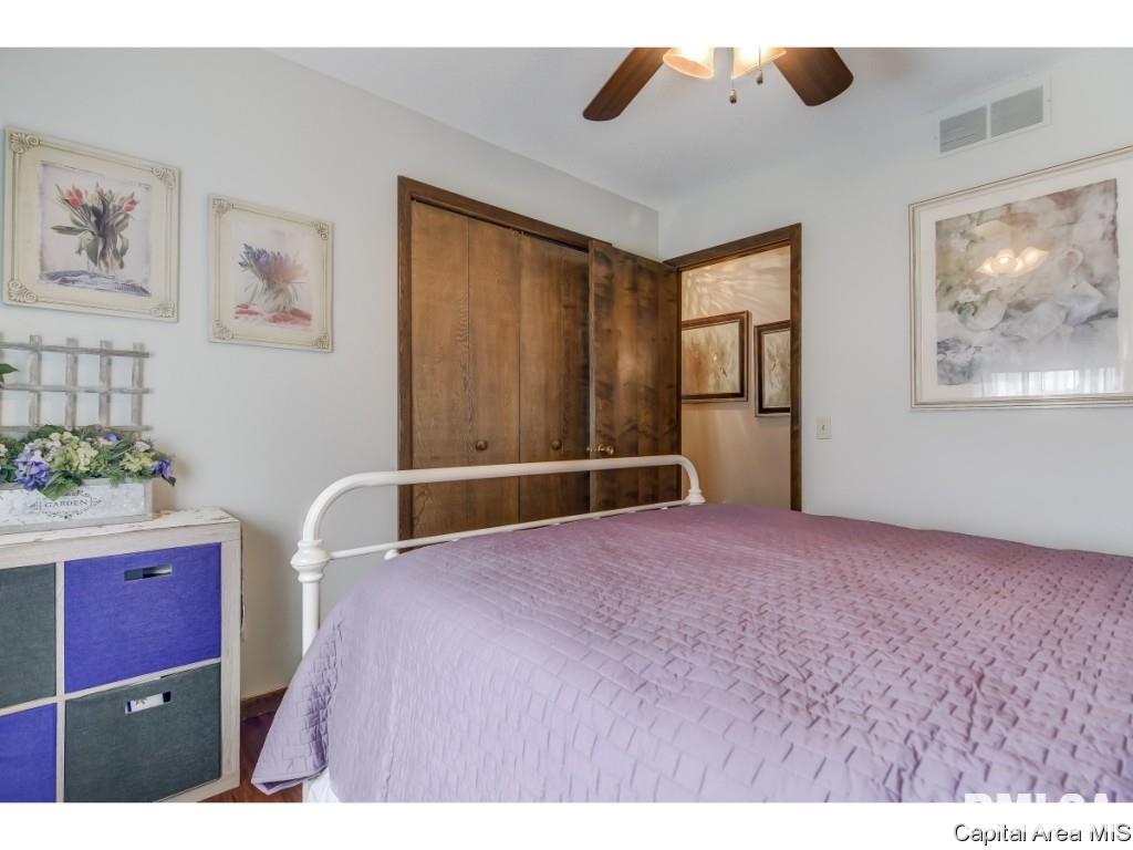 2025 Stockton Drive Springfield, IL 62703 - Photo 19 of 33