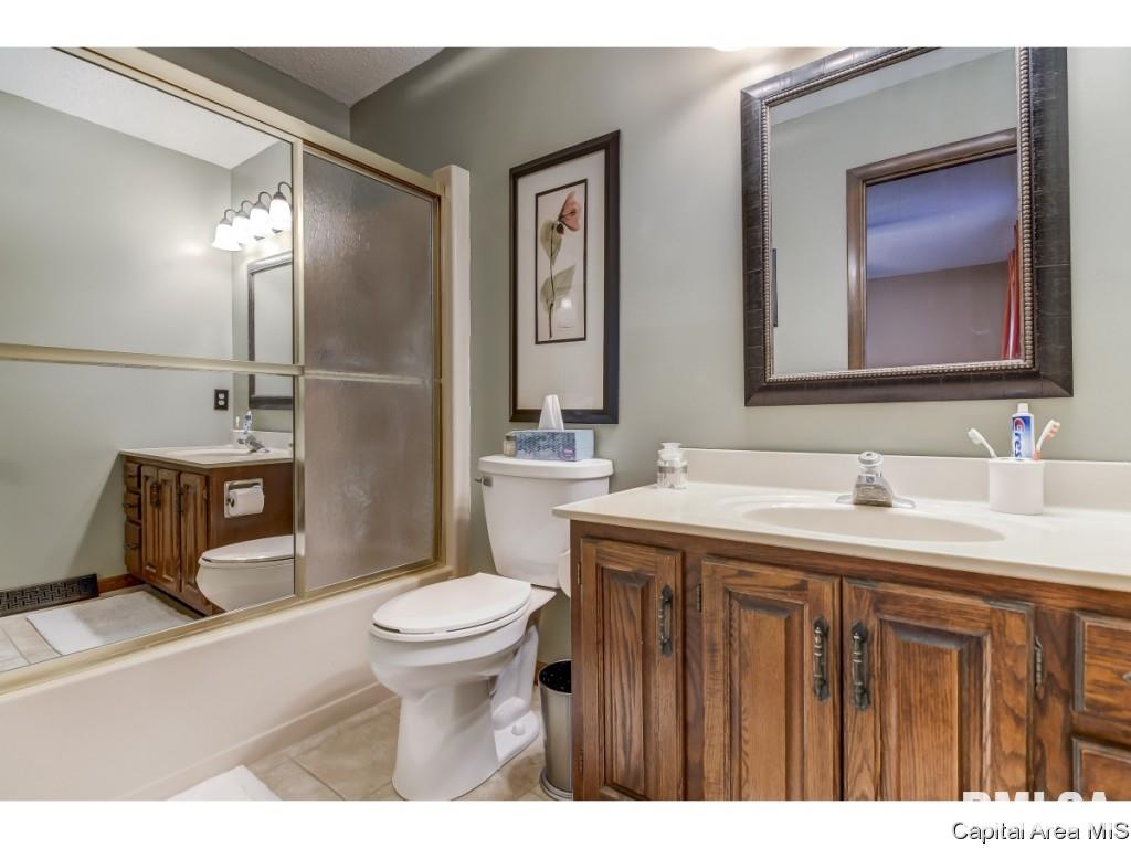 2025 Stockton Drive Springfield, IL 62703 - Photo 25 of 33