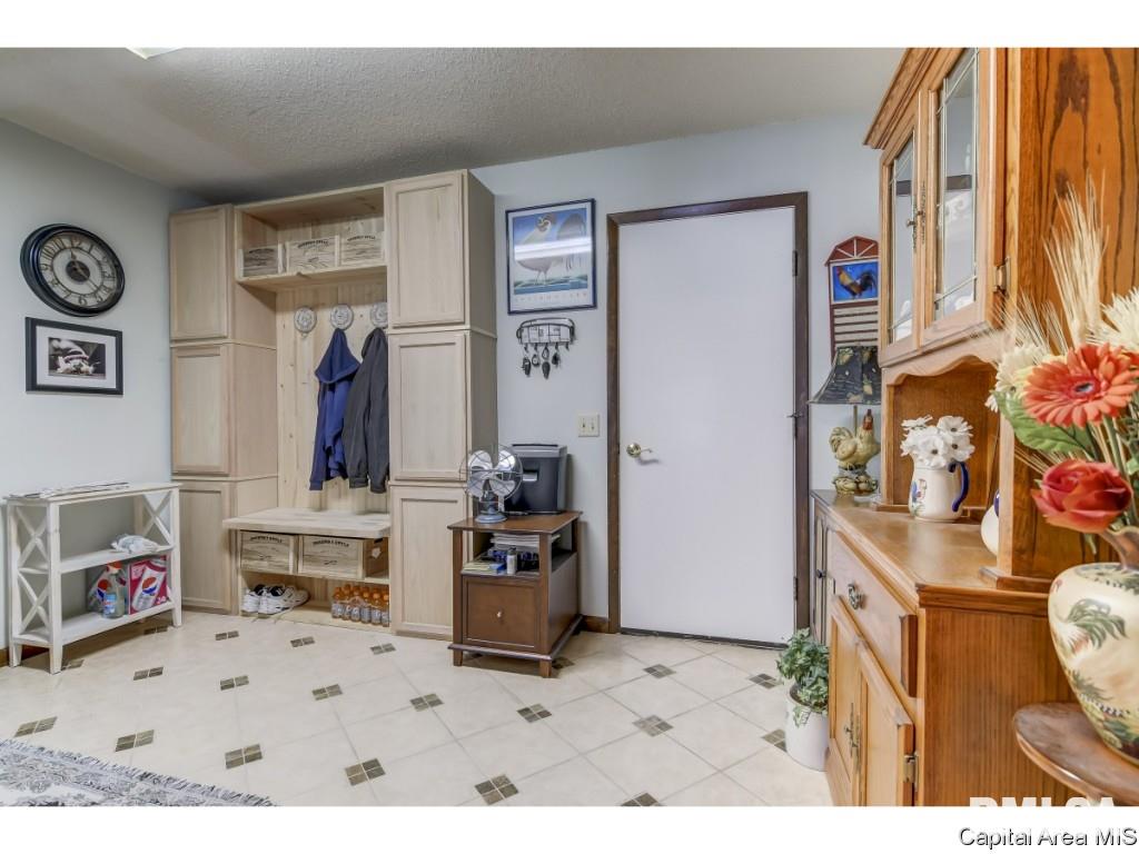 2025 Stockton Drive Springfield, IL 62703 - Photo 27 of 33