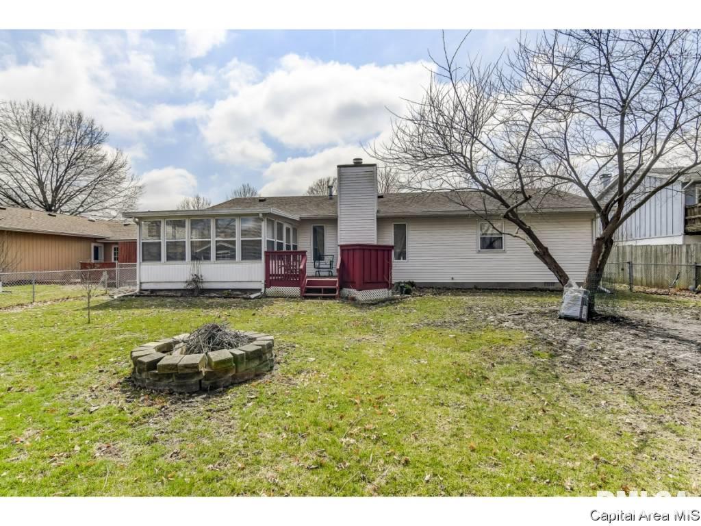 2025 Stockton Drive Springfield, IL 62703 - Photo 32 of 33