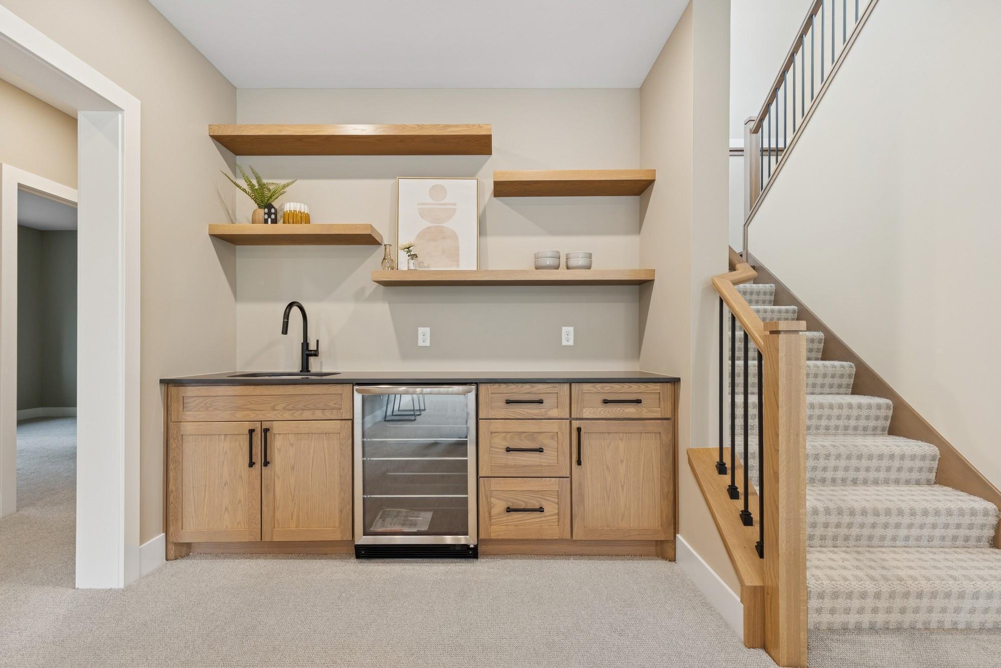 2850 Victoria Street North Roseville, MN 55113 - Photo 34 of 49