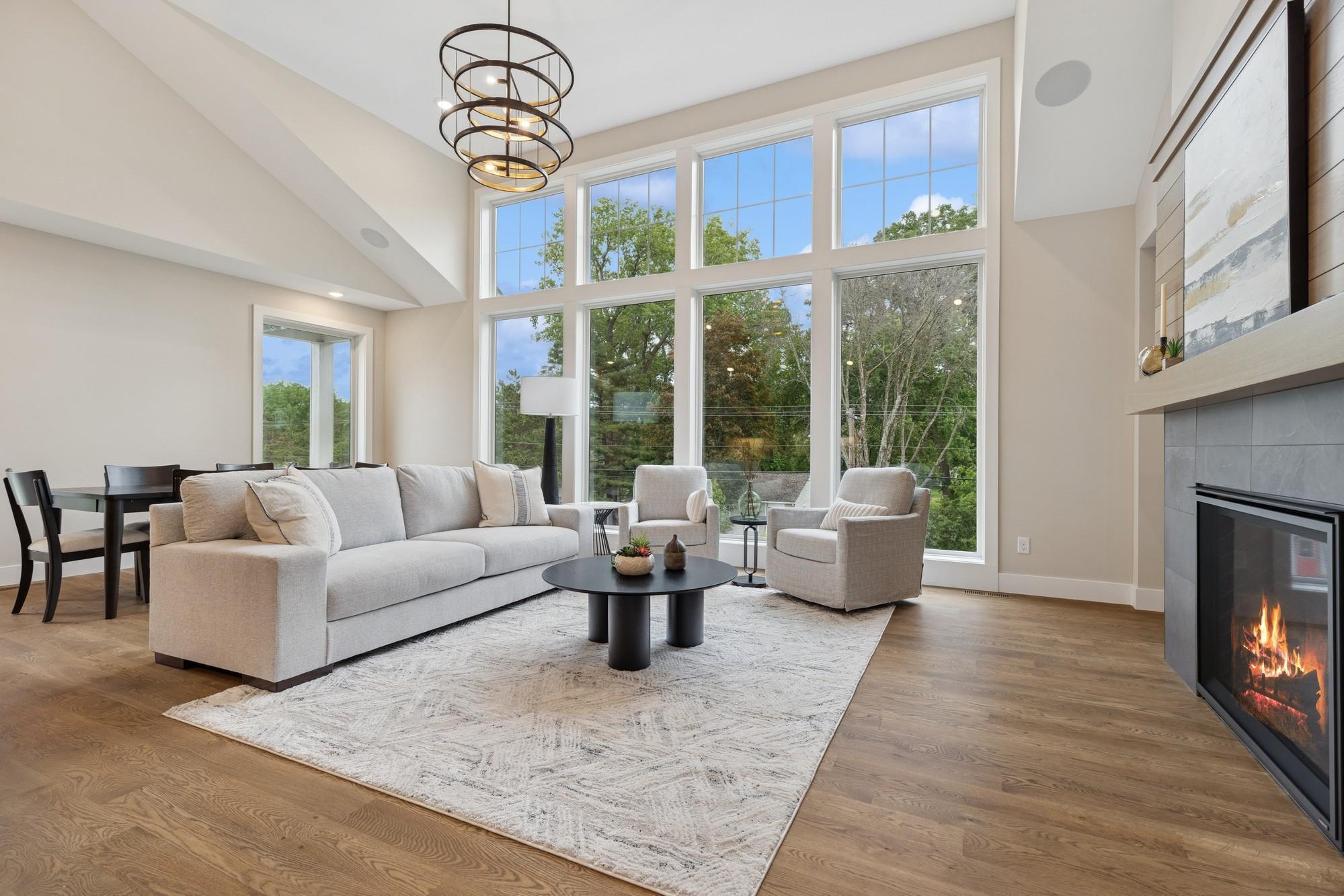 2850 Victoria Street North Roseville, MN 55113 - Photo 5 of 49