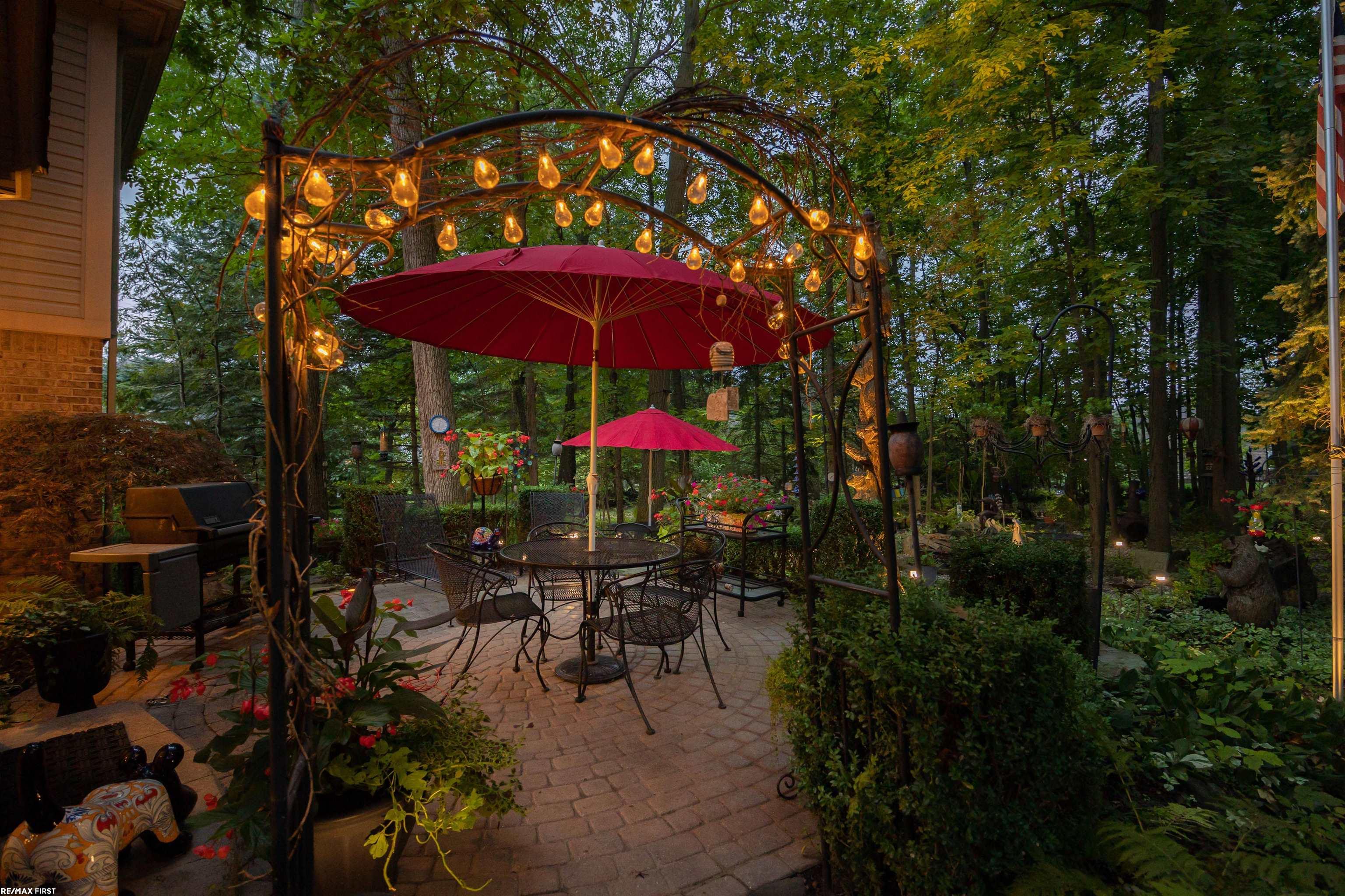 528 Misty Brook Lane Rochester Hills, MI 48307 - Photo 48 of 63