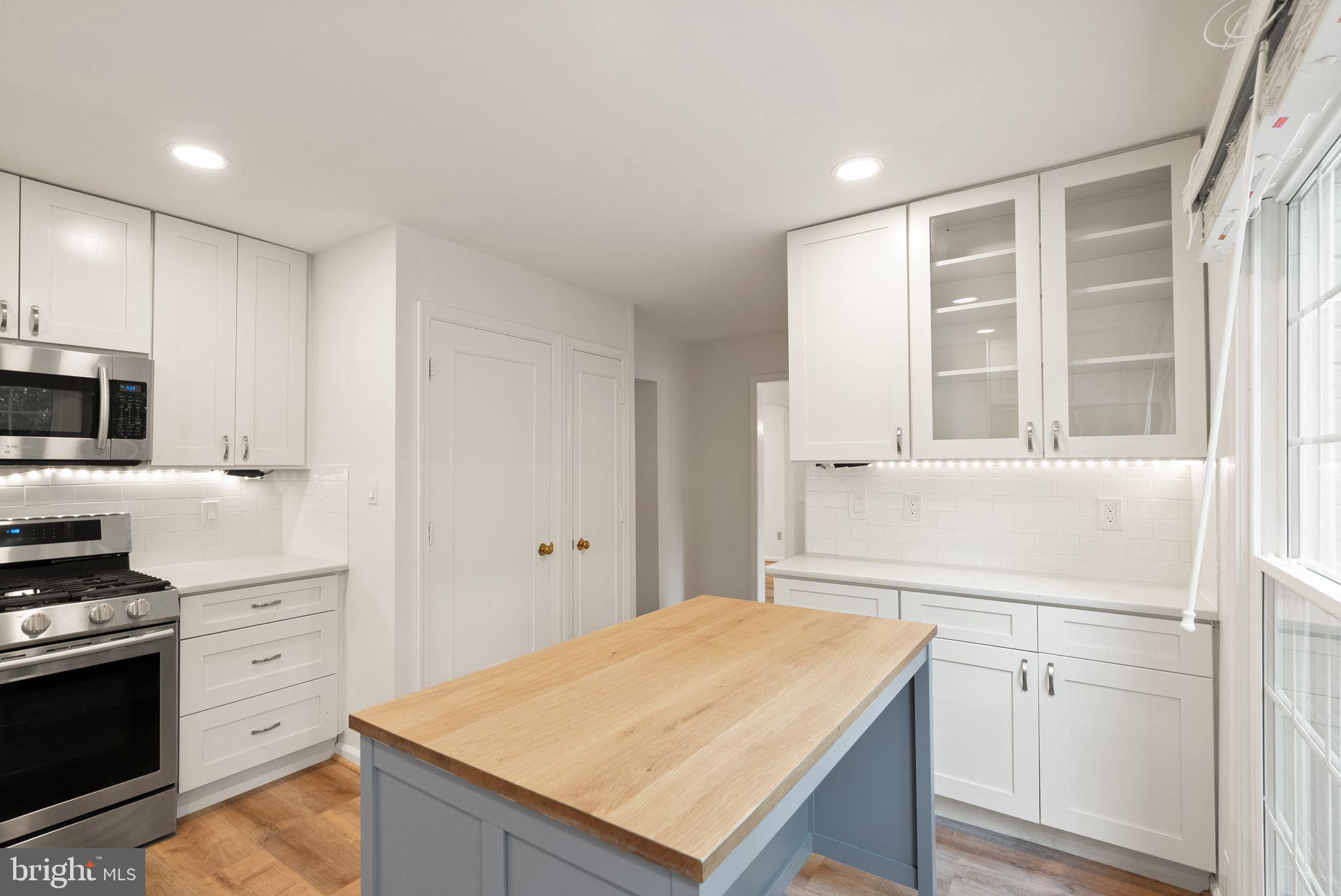 8330 Wickham Road Springfield, VA 22152 - Photo 20 of 53
