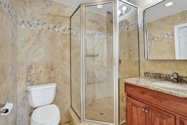 $799,000 | 2011 Northeast 34th Street, Lighthouse Point, FL 33064