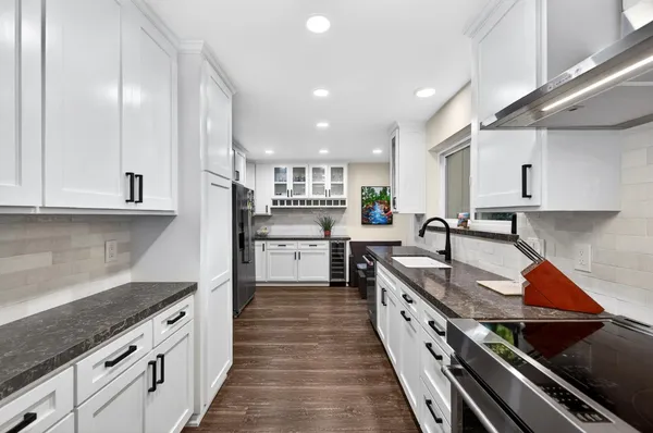 $599,000 | 80 River Knoll Place, Carmichael, CA 95608