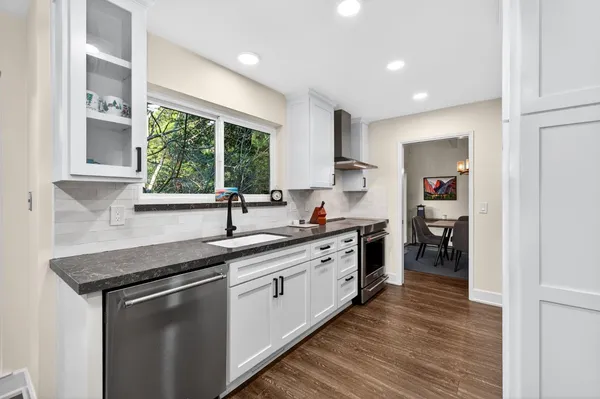 $599,000 | 80 River Knoll Place, Carmichael, CA 95608