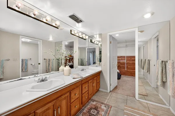 $599,000 | 80 River Knoll Place, Carmichael, CA 95608