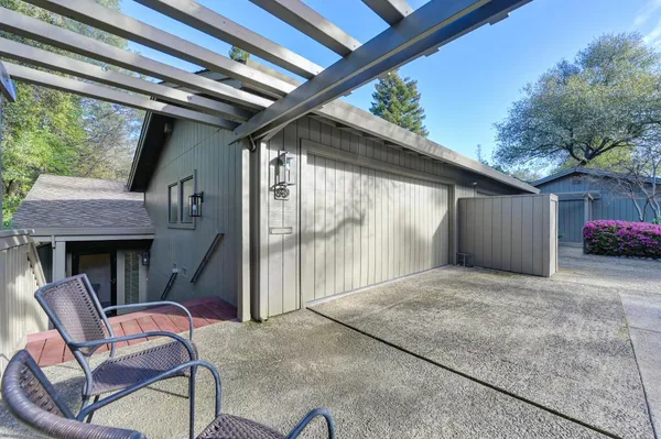 $599,000 | 80 River Knoll Place, Carmichael, CA 95608