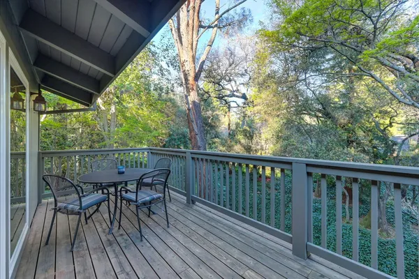 $599,000 | 80 River Knoll Place, Carmichael, CA 95608