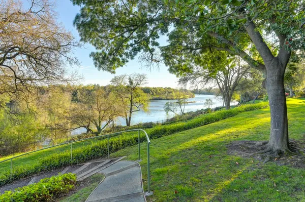 $599,000 | 80 River Knoll Place, Carmichael, CA 95608