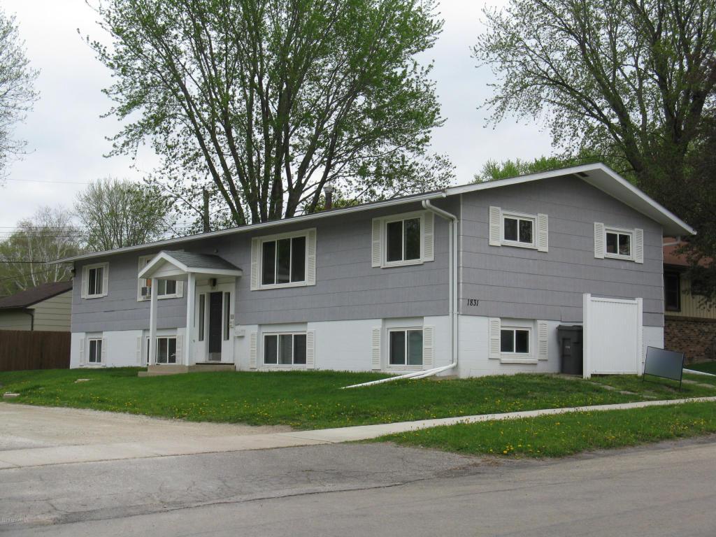 1831 15th Street Northwest Rochester, MN 55901 - Photo 1 of 1