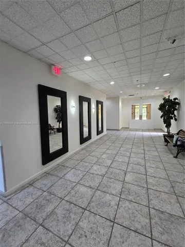 $279,000 | 900 Northeast 195th Street, Unit 709, Miami, FL 33179