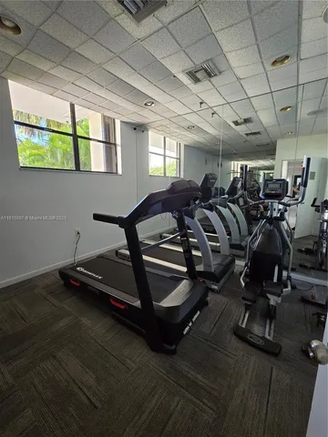 $279,000 | 900 Northeast 195th Street, Unit 709, Miami, FL 33179