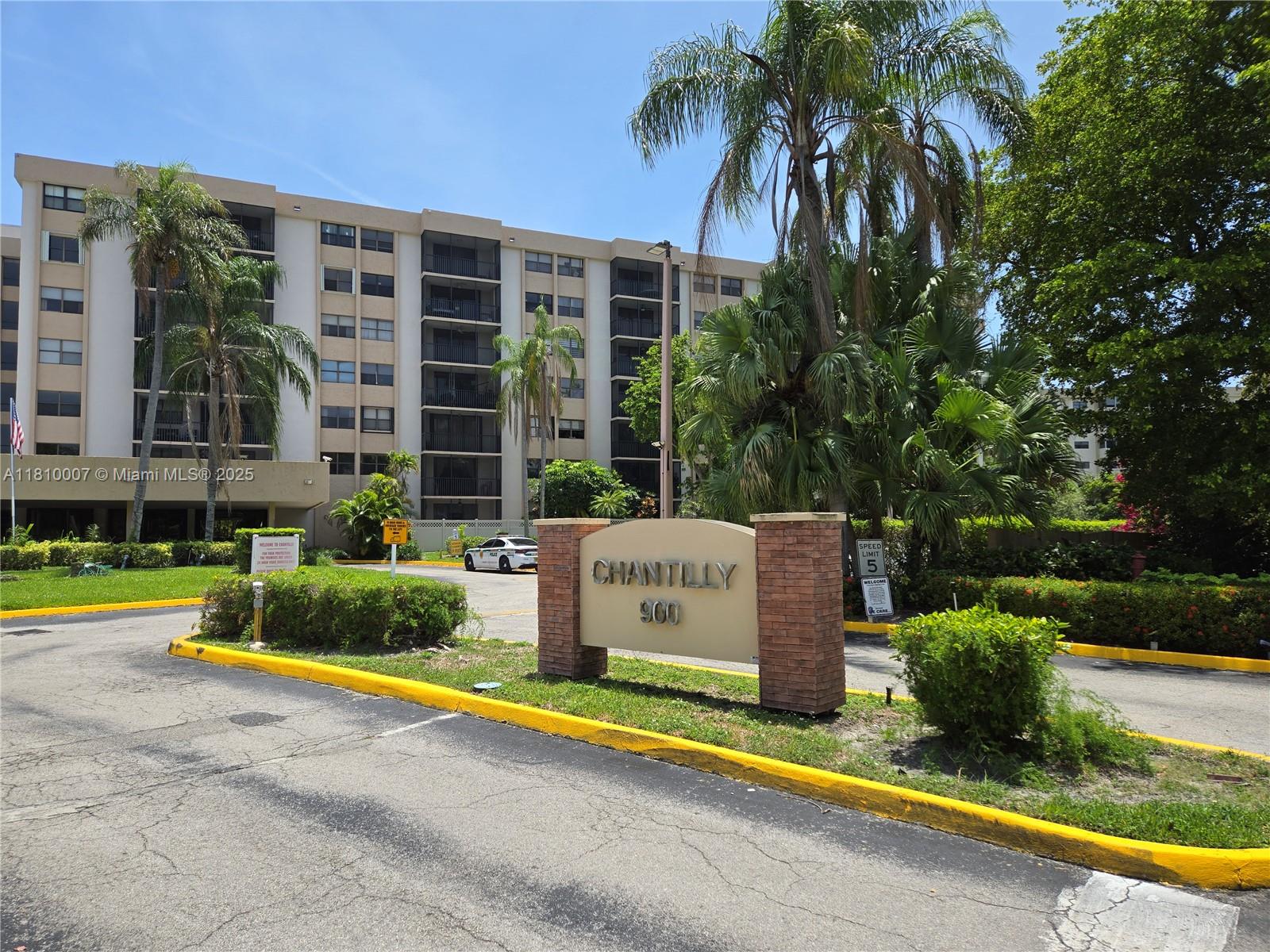 900 Northeast 195th Street, Unit 709 Miami, FL 33179 - Photo 24 of 24