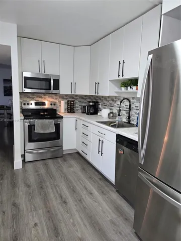 $279,000 | 900 Northeast 195th Street, Unit 709, Miami, FL 33179