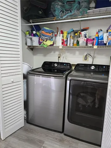 $279,000 | 900 Northeast 195th Street, Unit 709, Miami, FL 33179