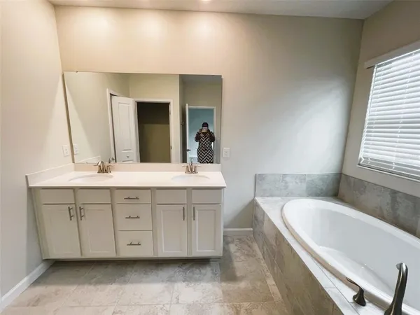 $2,250 | 236 Muscogee Lane, Orlando, FL 32825