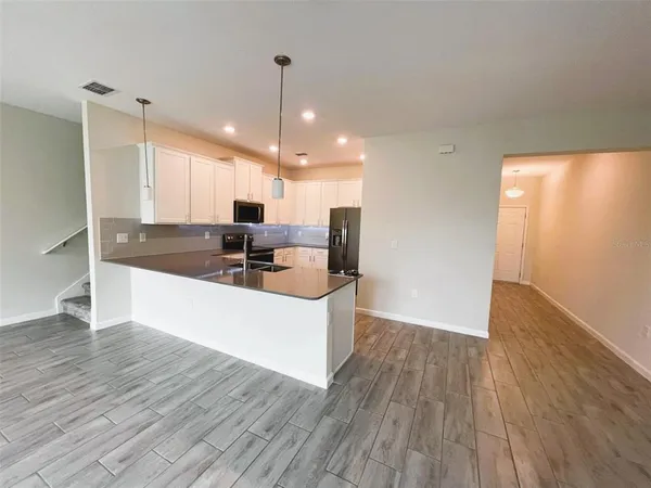 $2,250 | 236 Muscogee Lane, Orlando, FL 32825