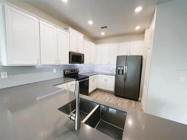 $2,250 | 236 Muscogee Lane, Orlando, FL 32825